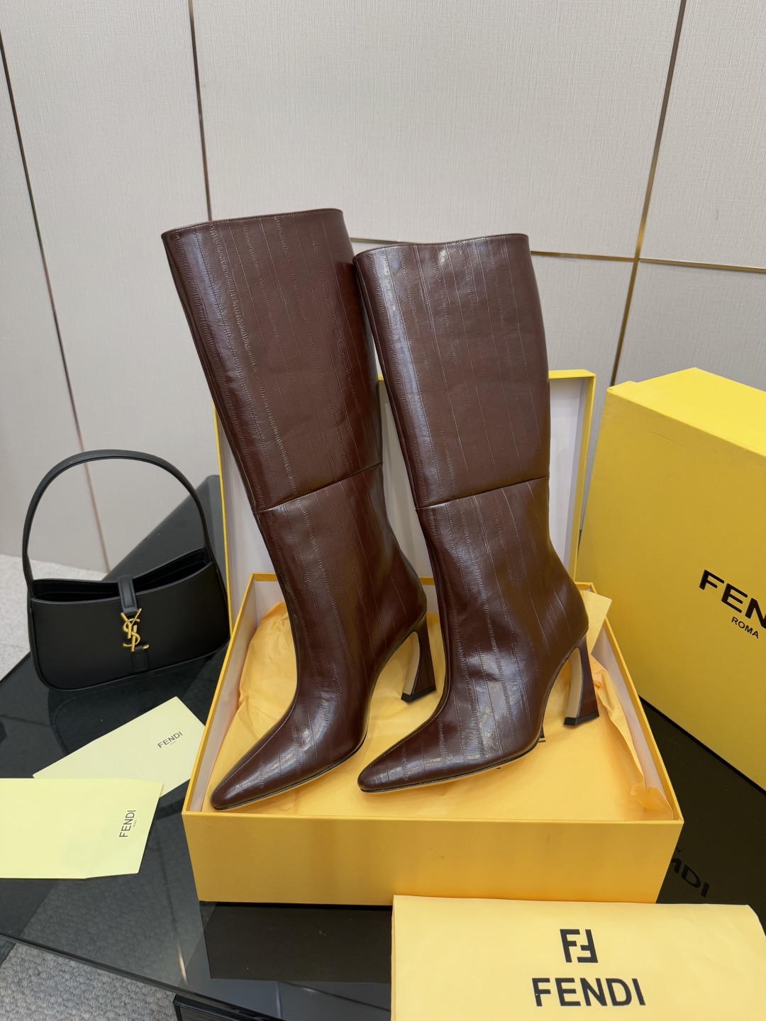 20251022/Fendi_251022-3